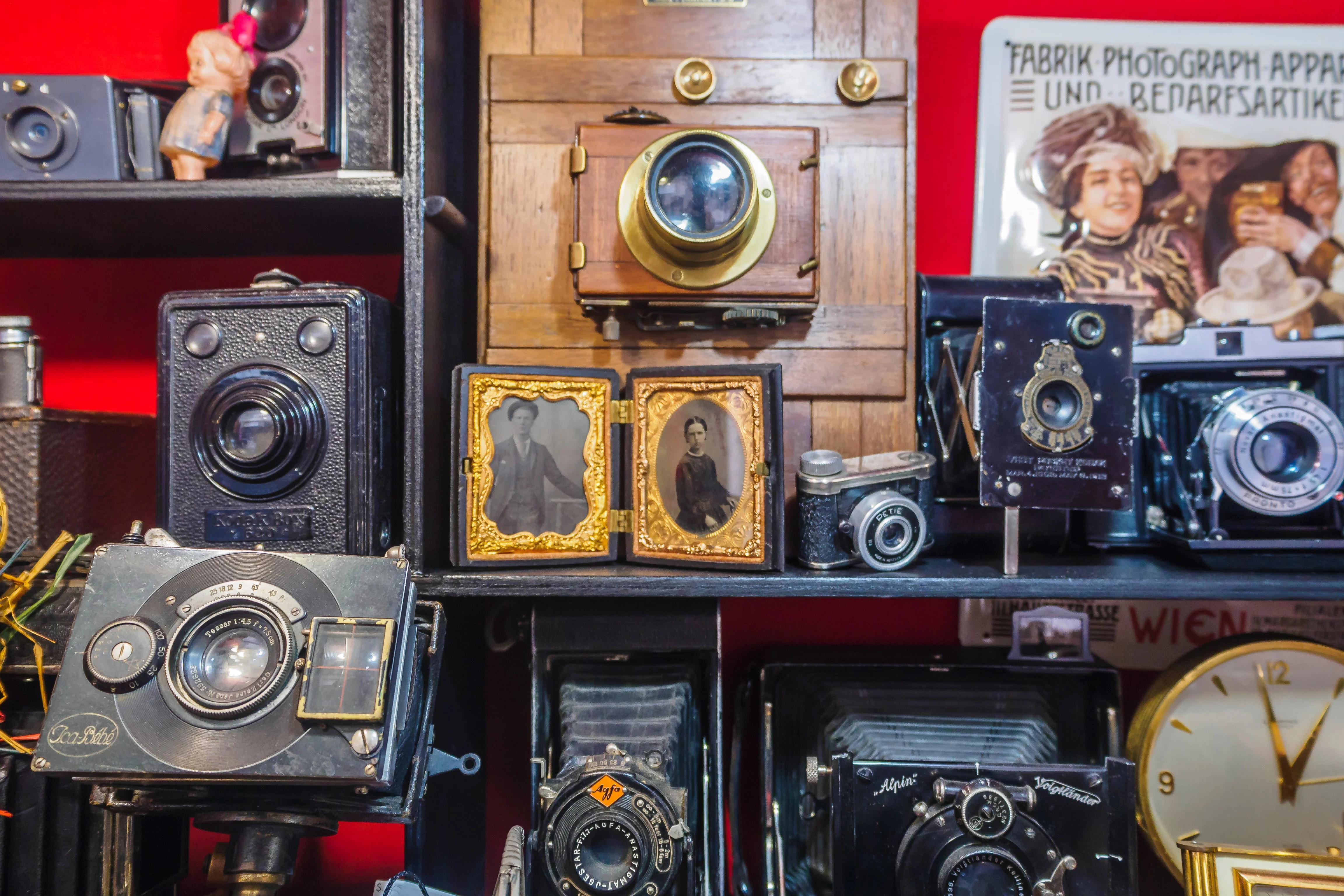 Antique Adventures - Image 2